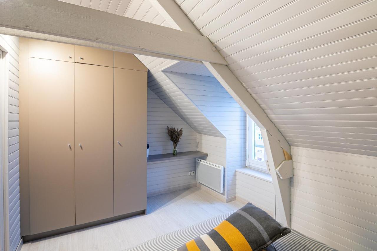 Le Petit Melorien Apartment Saint Meloir des Ondes Bagian luar foto